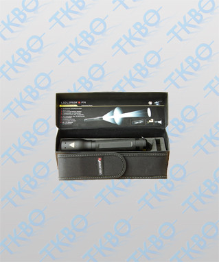 TIKI Brand Fackel-Ständer 4er-Set Schwarz - Für Bambus-/Metallfackeln Bis 1,25 Zoll